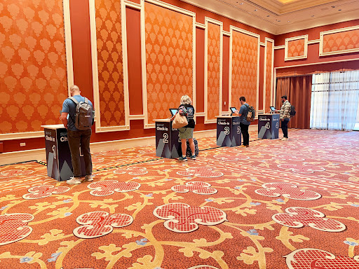Check-In Counter — Summit
